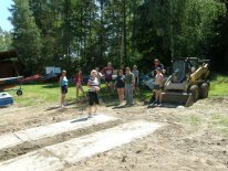     Neděle - šampaňské pro brigádníky     